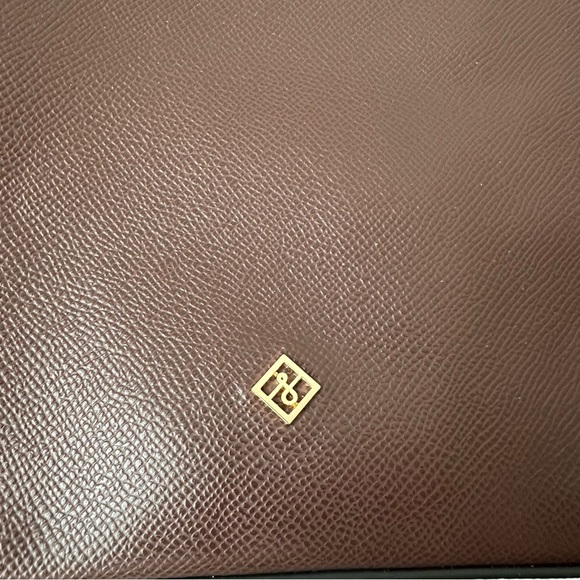 Call It Spring dark brown women’s zippered purse with gold hardware - Picture 5 of 7